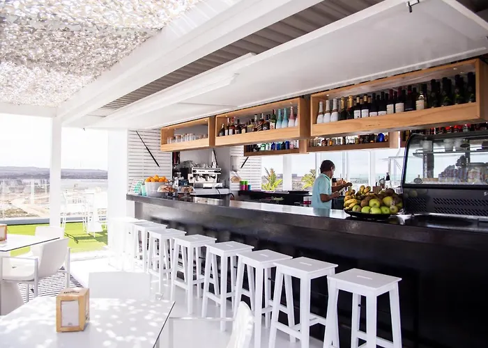 Abubilla Holidayfv דירה