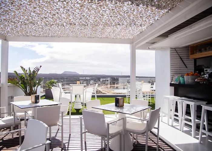 Abubilla Holidayfv * קורלחו