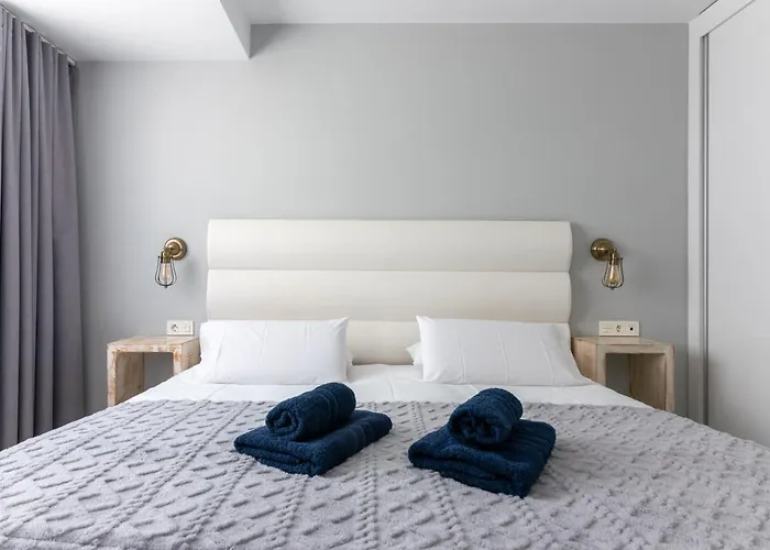 Abubilla Holidayfv דירה